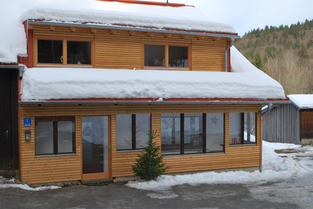 Ferienhaus "Lisa'S Haeusl" Neuschoenau Exterior photo